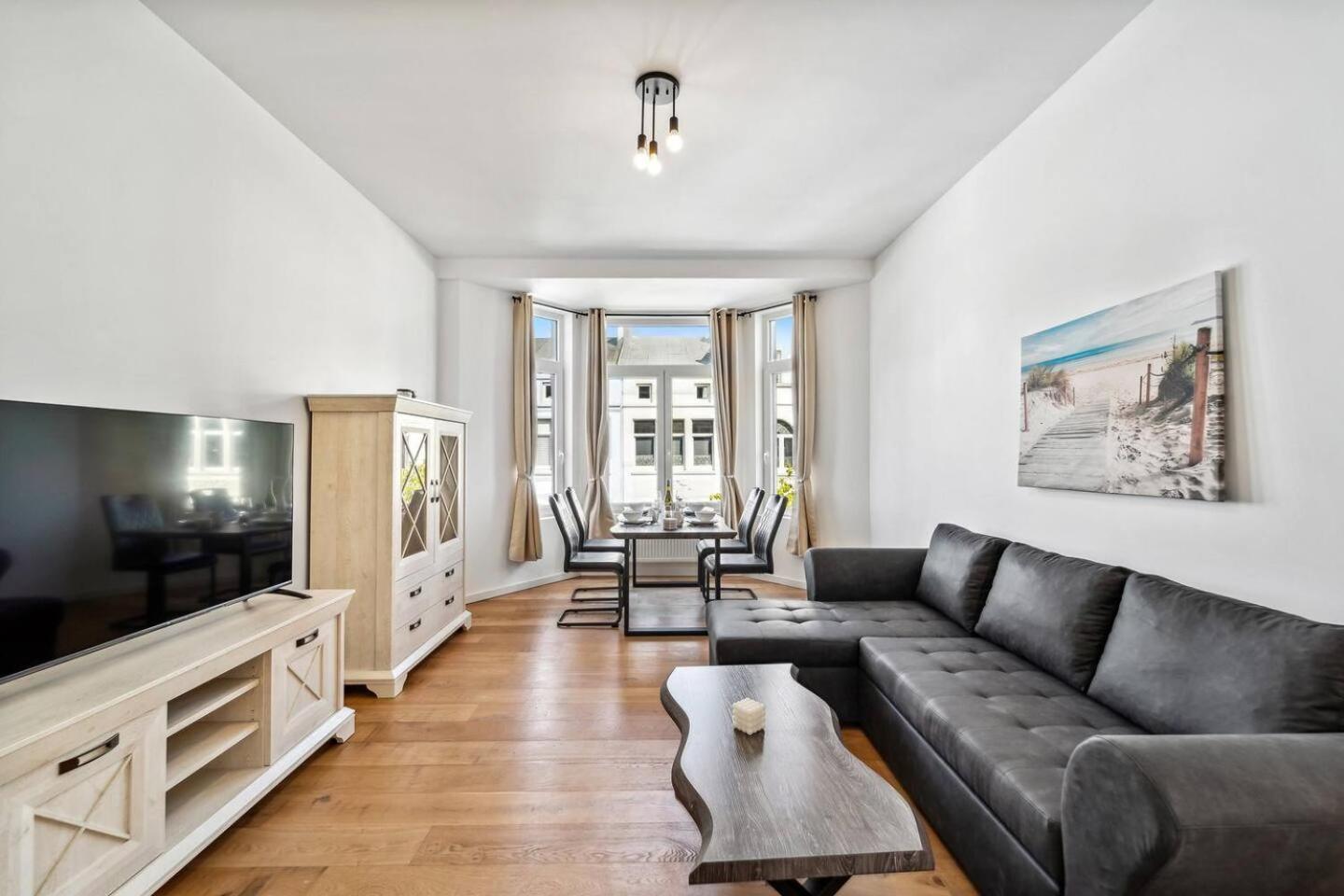 Infinity Stay Ferienapartments Rheinstrasse Wilhelmshaven Exterior foto